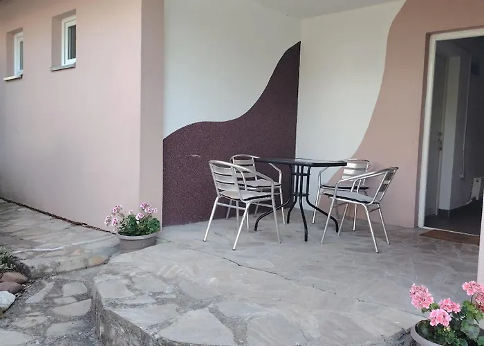 Mihajlovic Lägenhet *